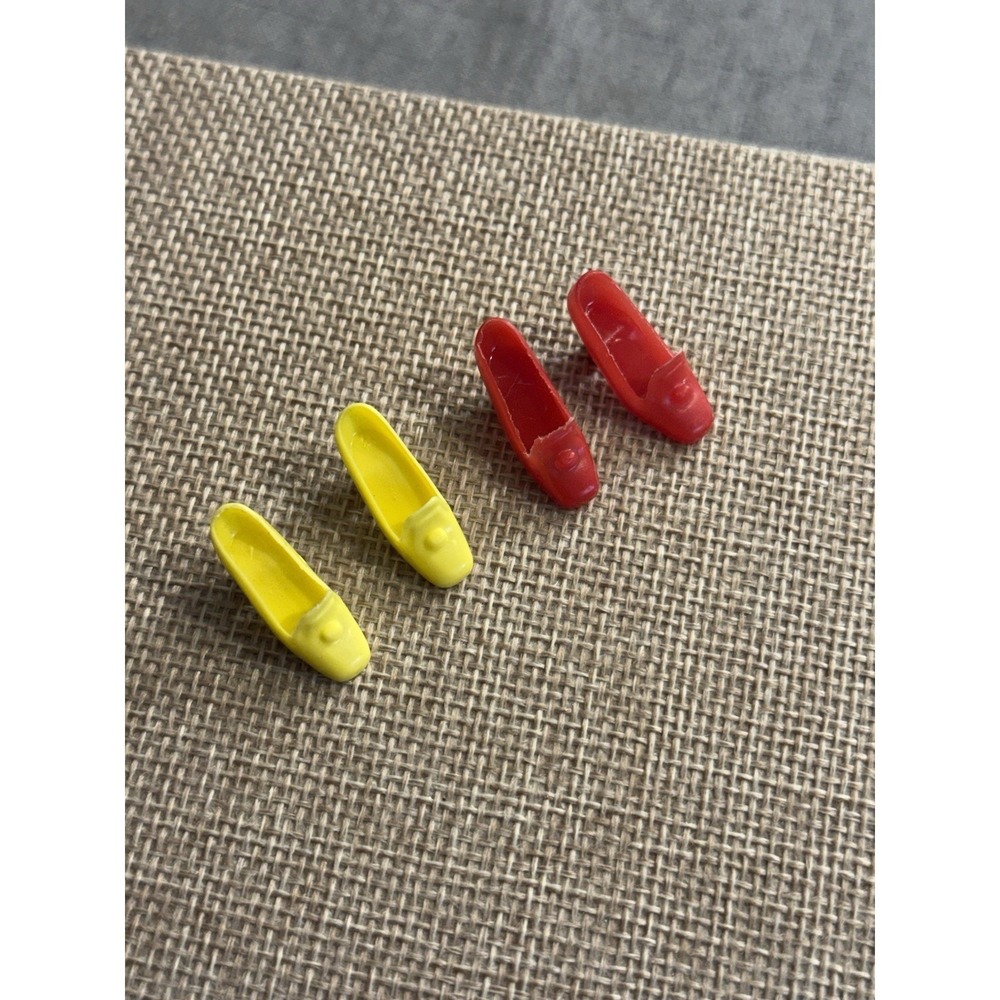 Vintage Barbie Shoes 2 Pr 60's -70's  Mod Style Chunky Heels Mattel‎ Red Yellow